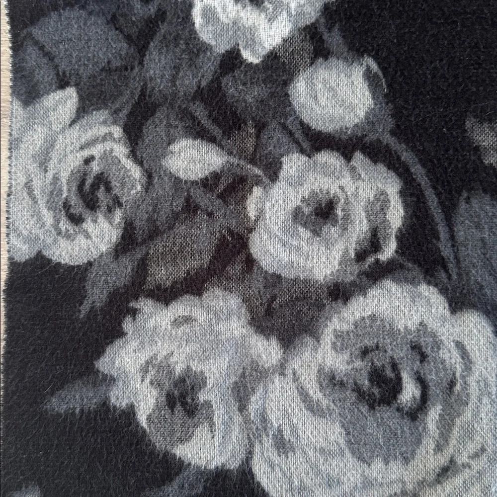 Preston & York Scarf Floral Design Scarf 12x62 Women's Fringed Black Gray Soft